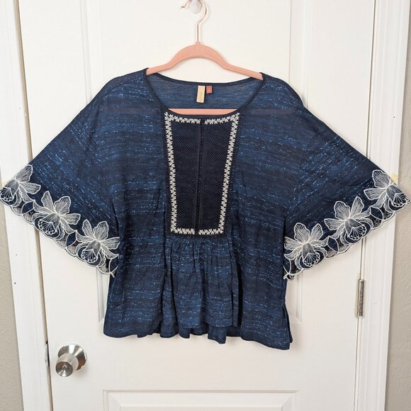PILCRO | Navy Embroidered Flutter Sleeve Top Size Small - Picture 1 of 8